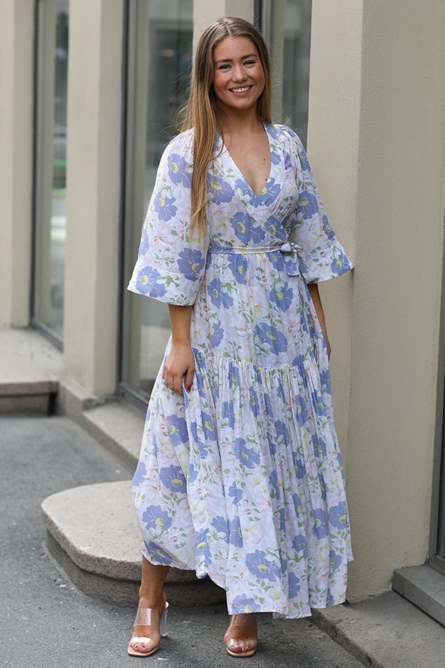 Bytimo wrap dress shop